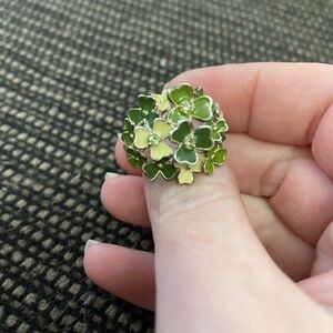 Green Clover Cluster Ring